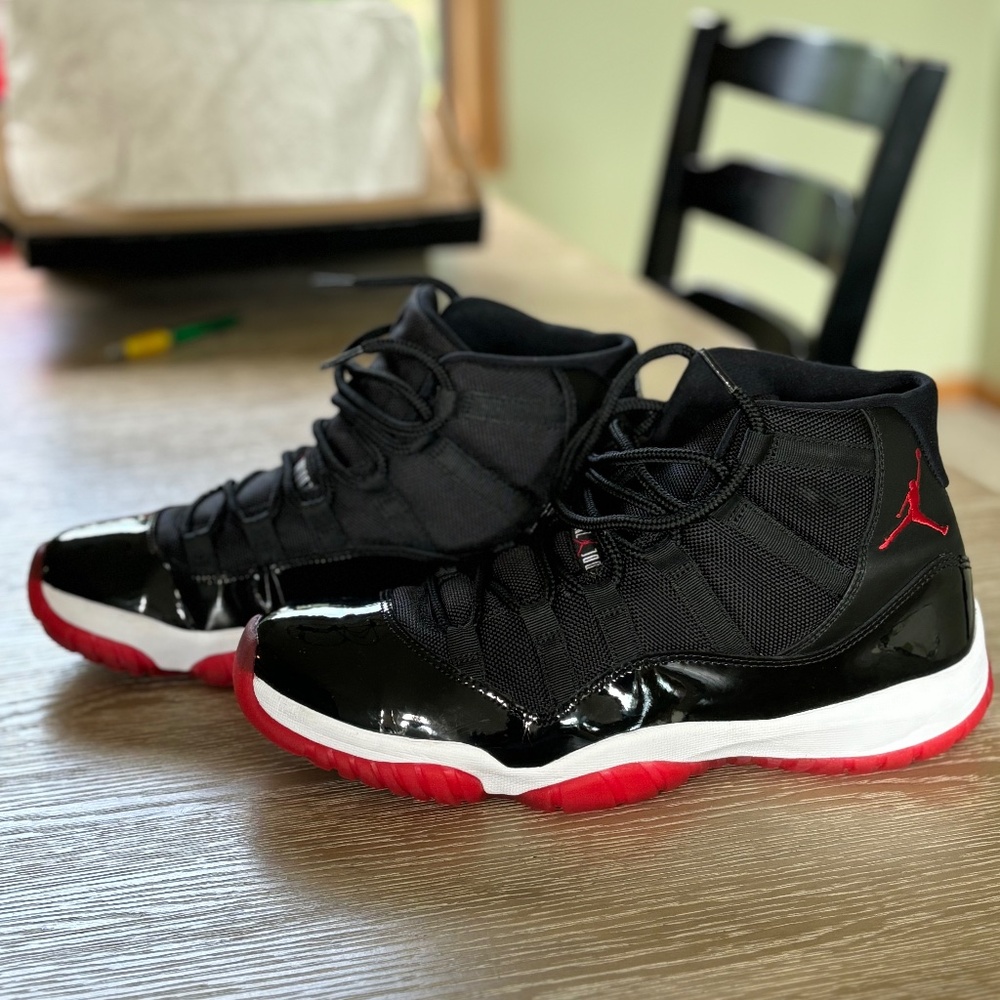 Jordan 11 BRED